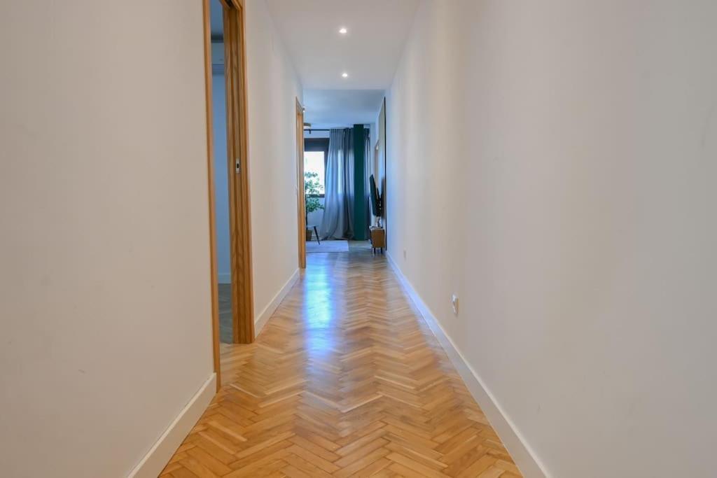 For You Rentals Apartamento Temporal Centrico De Dos Dormitorios Sil2 Madrid Esterno foto