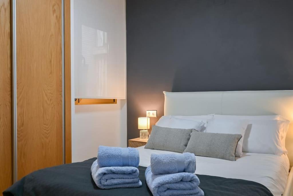 For You Rentals Apartamento Temporal Centrico De Dos Dormitorios Sil2 Madrid Esterno foto