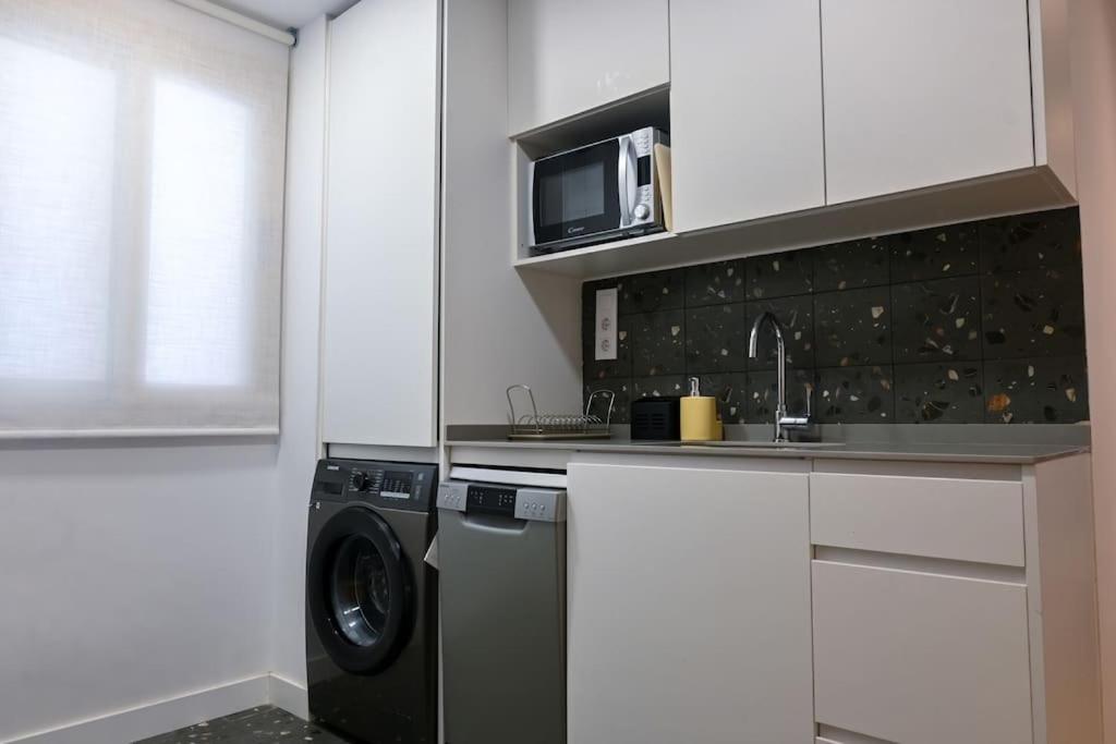 For You Rentals Apartamento Temporal Centrico De Dos Dormitorios Sil2 Madrid Esterno foto